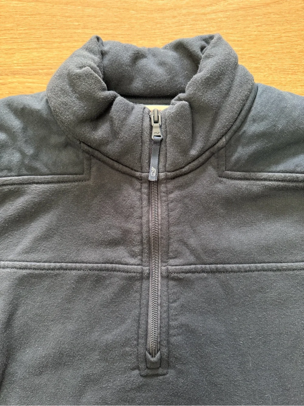 Vineyard Vines Kid’s Quarter Zip Size L - Picture 5 of 11